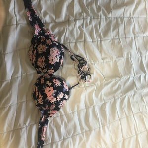 Swim top, never worn